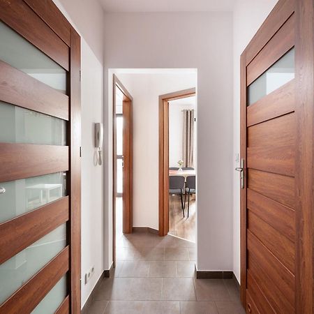Metro Plocka Cosy Apartment Warsaw Exterior photo