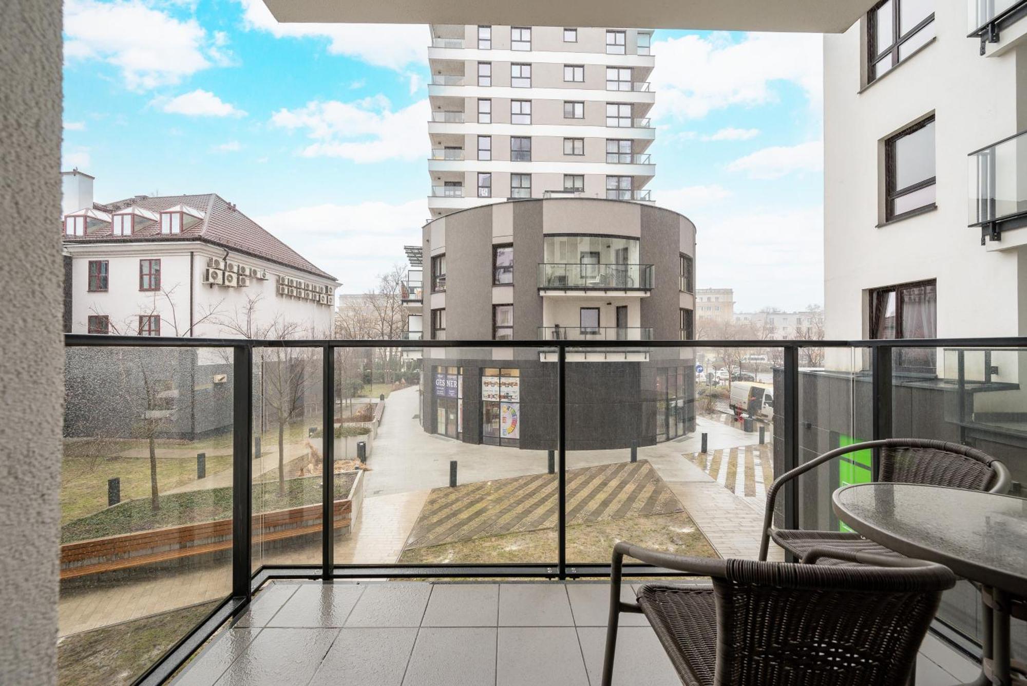 Metro Plocka Cosy Apartment Warsaw Exterior photo